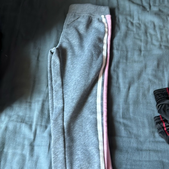Girls Sweatpants - Picture 1 of 2